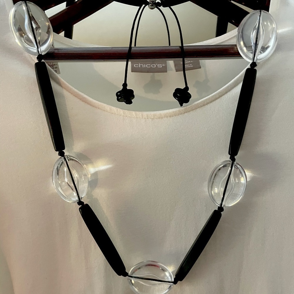 Chic Modern necklace - Picture 1 of 5